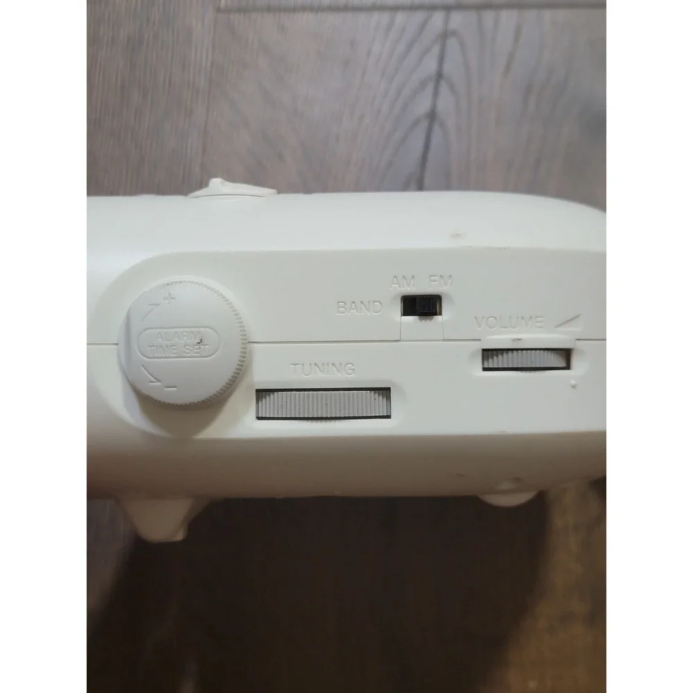 Sony Dream Machine ICF C318‎ FM AM Clock Radio Dual Alarm Auto Time Set Tested